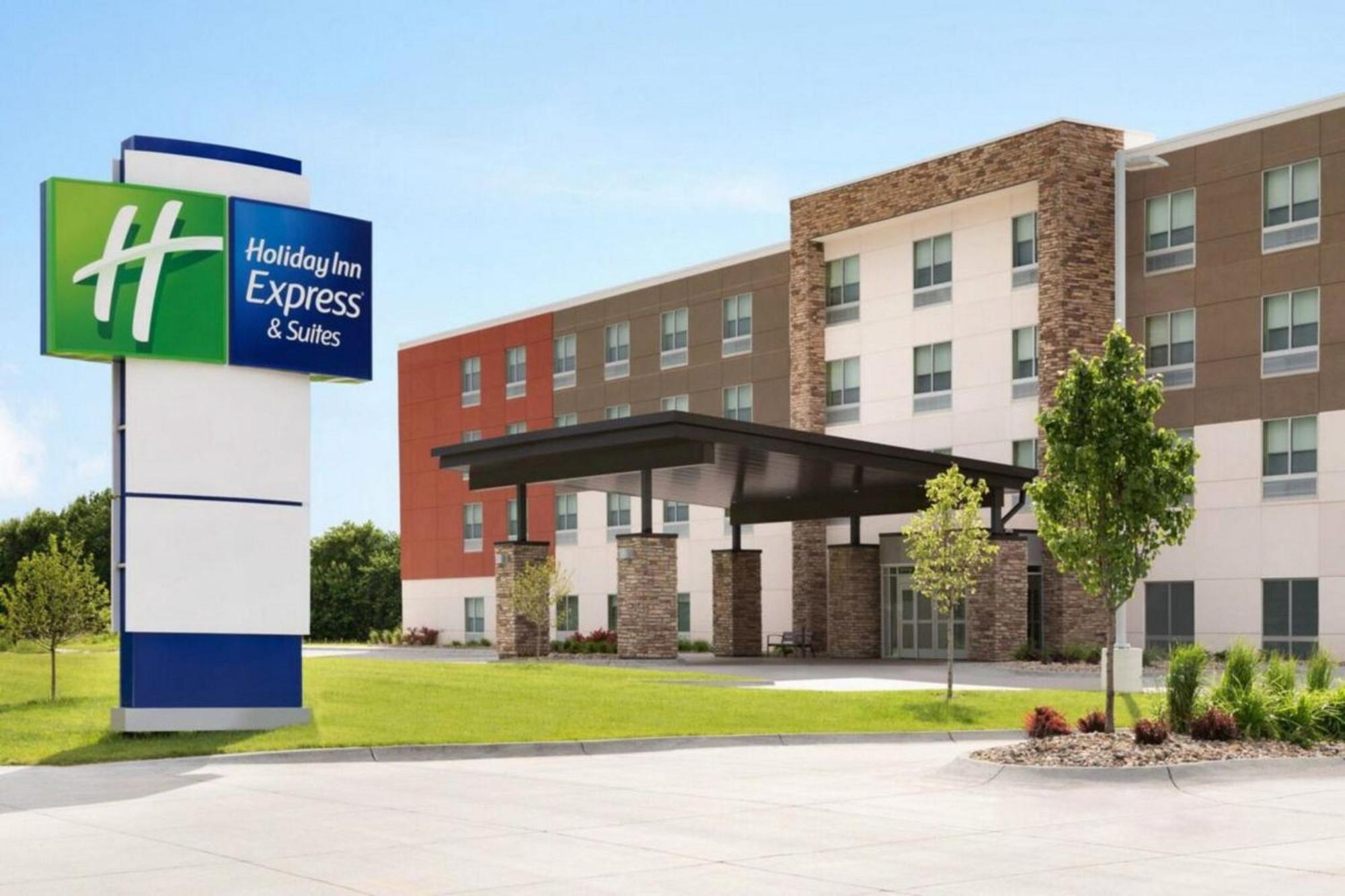 Holiday Inn Express & Suites Mansfield - Ontario By Ihg 外观 照片